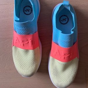 APL Techloom Bliss Sneakers